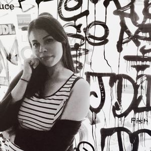 Meet your Posher, Roxana